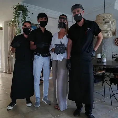 Ξενοδοχείο Conny's (adults Only)