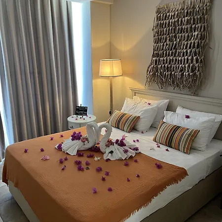 Hotel Conny's (adults Only) Side