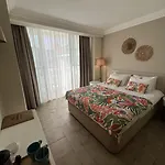 Hotel Conny's (adults Only) Side