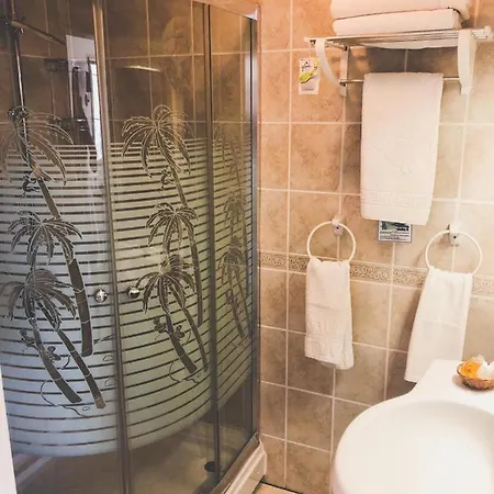 Hotel Conny's (adults Only) 2*