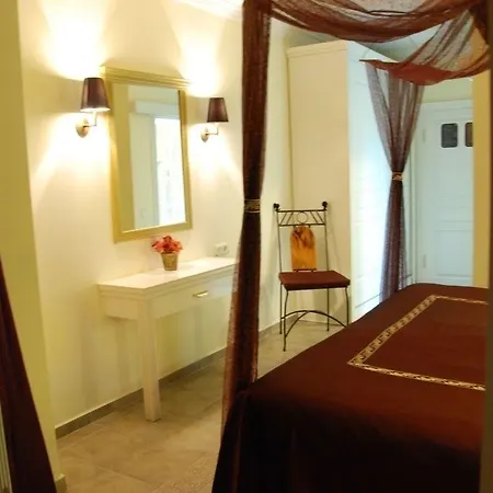 Hotel Conny's (adults Only) 2*